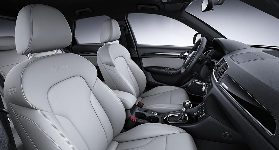 Интерьер Audi Q3 2.0 TFSI Quattro S-Line Competition (8U) 2016 года  (WW) (фото 19 из 20)